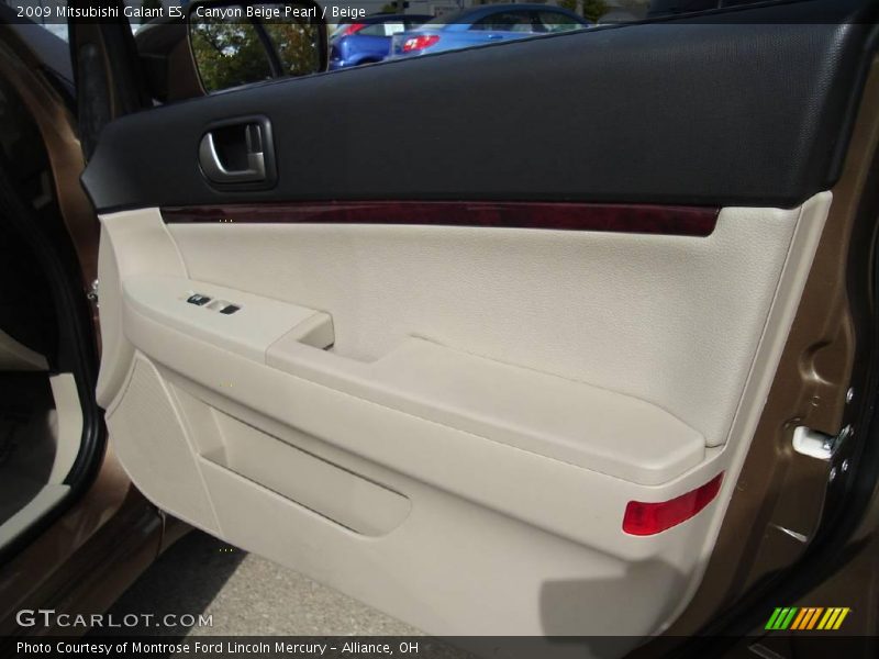 Canyon Beige Pearl / Beige 2009 Mitsubishi Galant ES