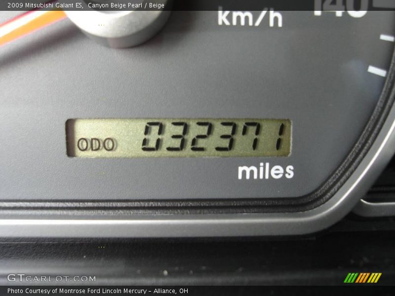 Canyon Beige Pearl / Beige 2009 Mitsubishi Galant ES