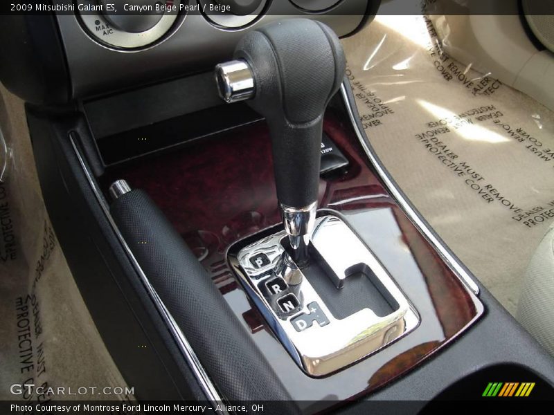 Canyon Beige Pearl / Beige 2009 Mitsubishi Galant ES