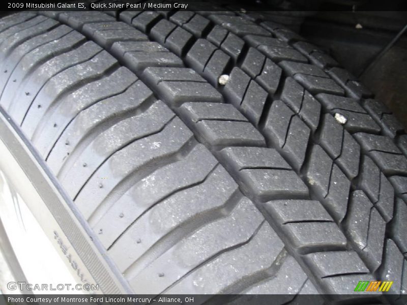 Quick Silver Pearl / Medium Gray 2009 Mitsubishi Galant ES