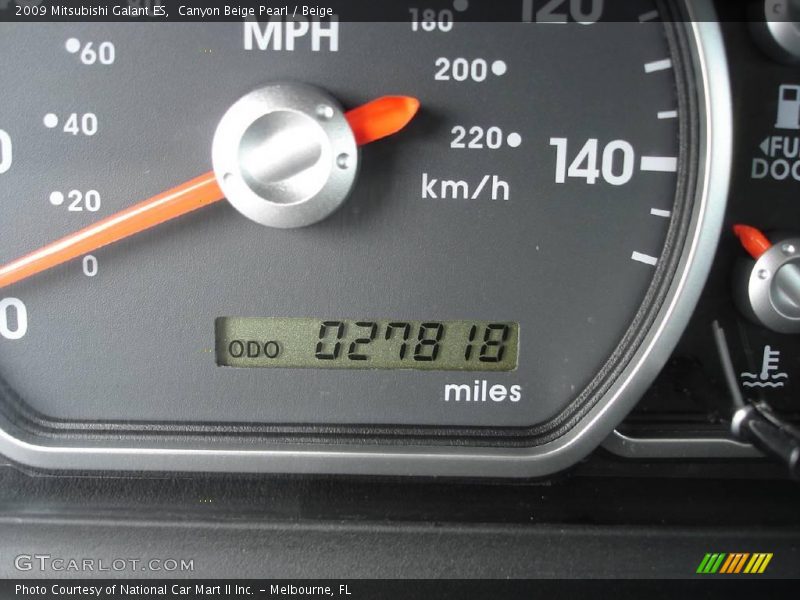 Canyon Beige Pearl / Beige 2009 Mitsubishi Galant ES