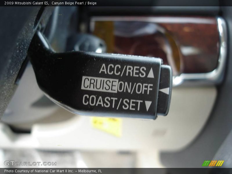 Canyon Beige Pearl / Beige 2009 Mitsubishi Galant ES