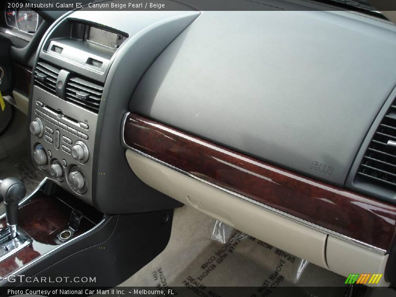 Canyon Beige Pearl / Beige 2009 Mitsubishi Galant ES