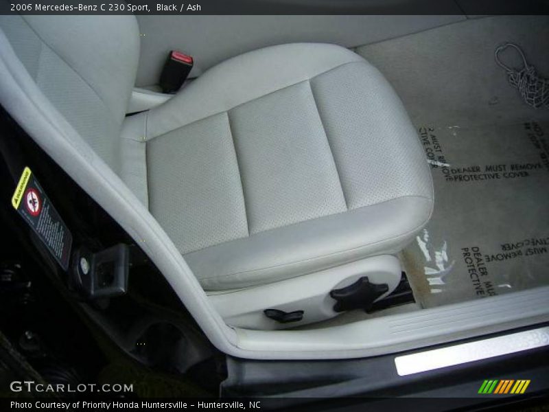 Black / Ash 2006 Mercedes-Benz C 230 Sport
