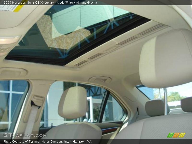 Arctic White / Almond/Mocha 2009 Mercedes-Benz C 300 Luxury