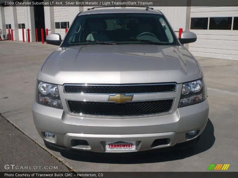 Silver Birch Metallic / Light Titanium/Dark Titanium 2009 Chevrolet Suburban LT 4x4