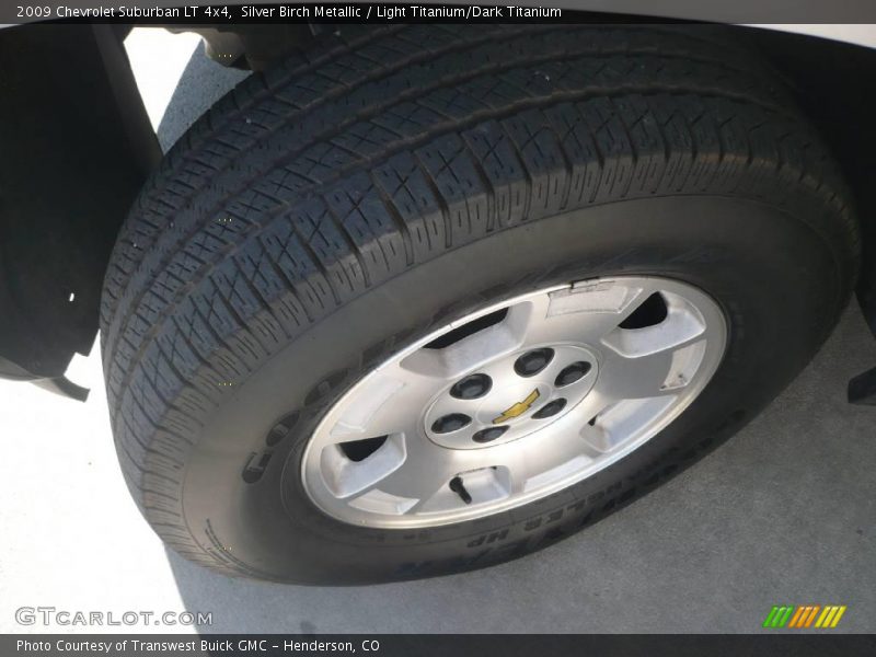 Silver Birch Metallic / Light Titanium/Dark Titanium 2009 Chevrolet Suburban LT 4x4
