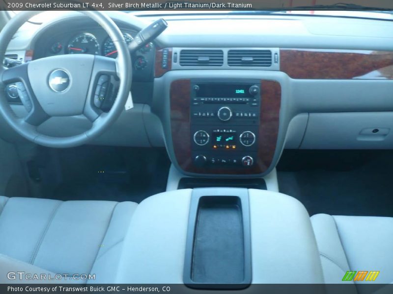 Silver Birch Metallic / Light Titanium/Dark Titanium 2009 Chevrolet Suburban LT 4x4