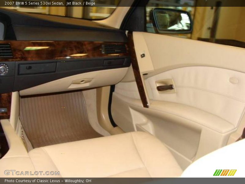 Jet Black / Beige 2007 BMW 5 Series 530xi Sedan