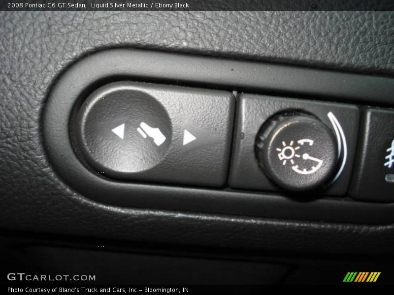 Liquid Silver Metallic / Ebony Black 2008 Pontiac G6 GT Sedan