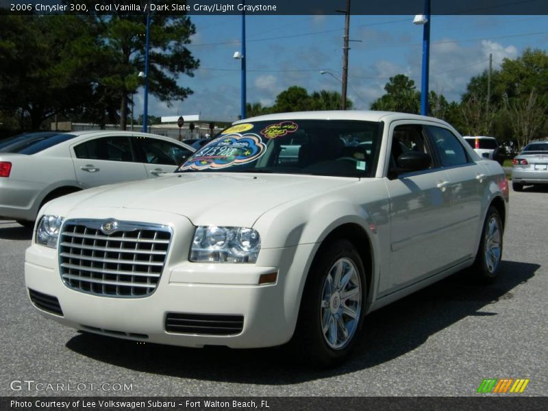 Cool Vanilla / Dark Slate Gray/Light Graystone 2006 Chrysler 300