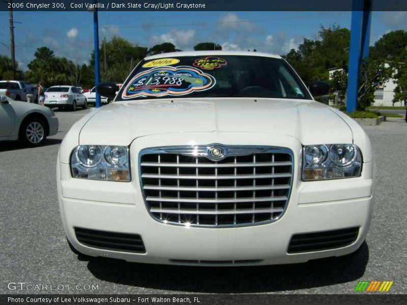 Cool Vanilla / Dark Slate Gray/Light Graystone 2006 Chrysler 300