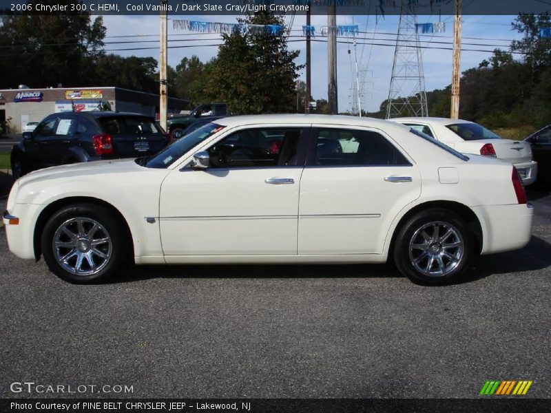 Cool Vanilla / Dark Slate Gray/Light Graystone 2006 Chrysler 300 C HEMI