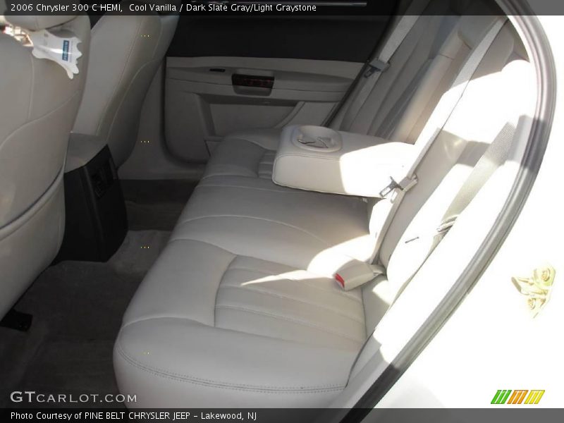 Cool Vanilla / Dark Slate Gray/Light Graystone 2006 Chrysler 300 C HEMI