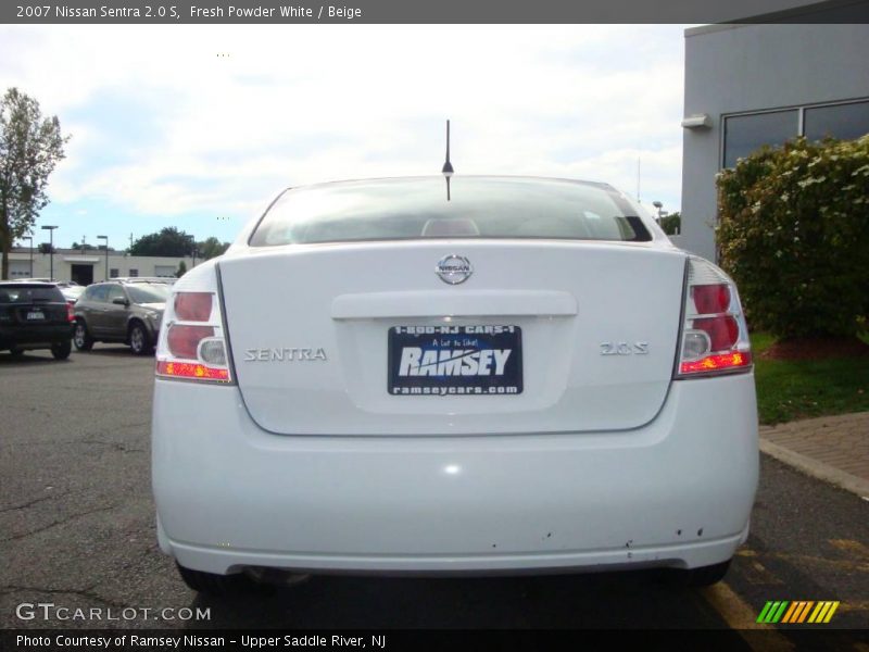 Fresh Powder White / Beige 2007 Nissan Sentra 2.0 S