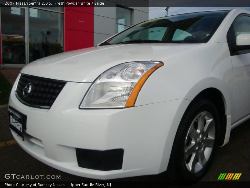 Fresh Powder White / Beige 2007 Nissan Sentra 2.0 S