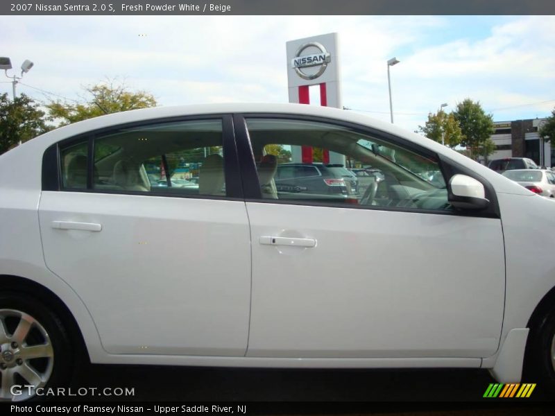 Fresh Powder White / Beige 2007 Nissan Sentra 2.0 S