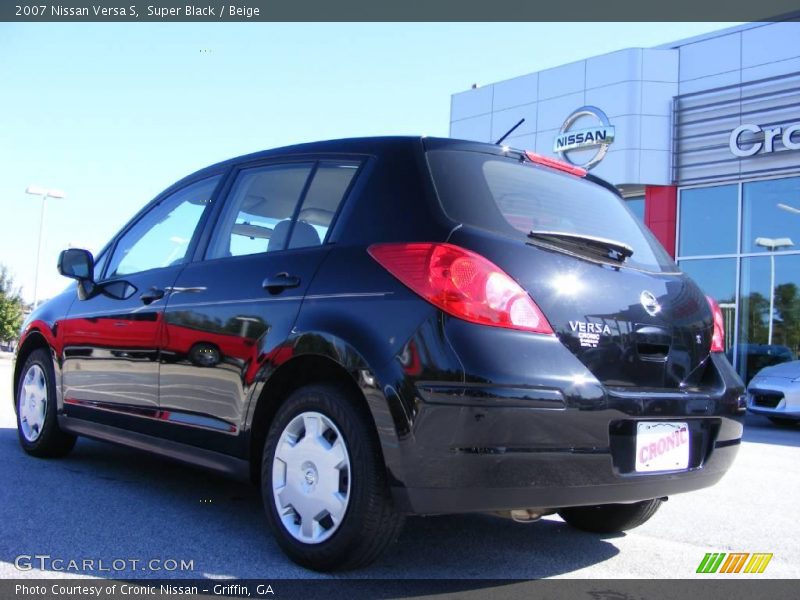 Super Black / Beige 2007 Nissan Versa S