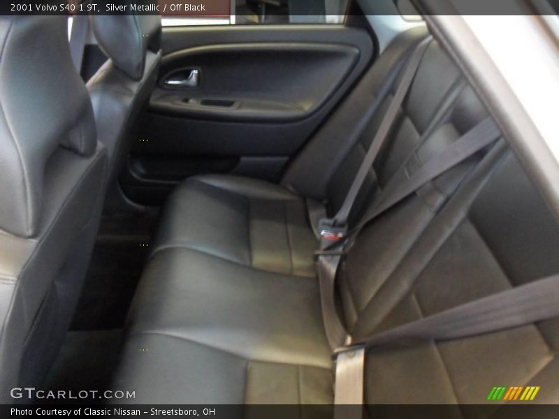 Silver Metallic / Off Black 2001 Volvo S40 1.9T