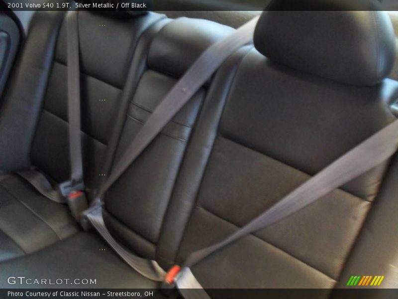Silver Metallic / Off Black 2001 Volvo S40 1.9T