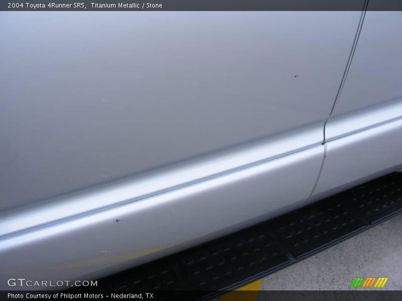 Titanium Metallic / Stone 2004 Toyota 4Runner SR5