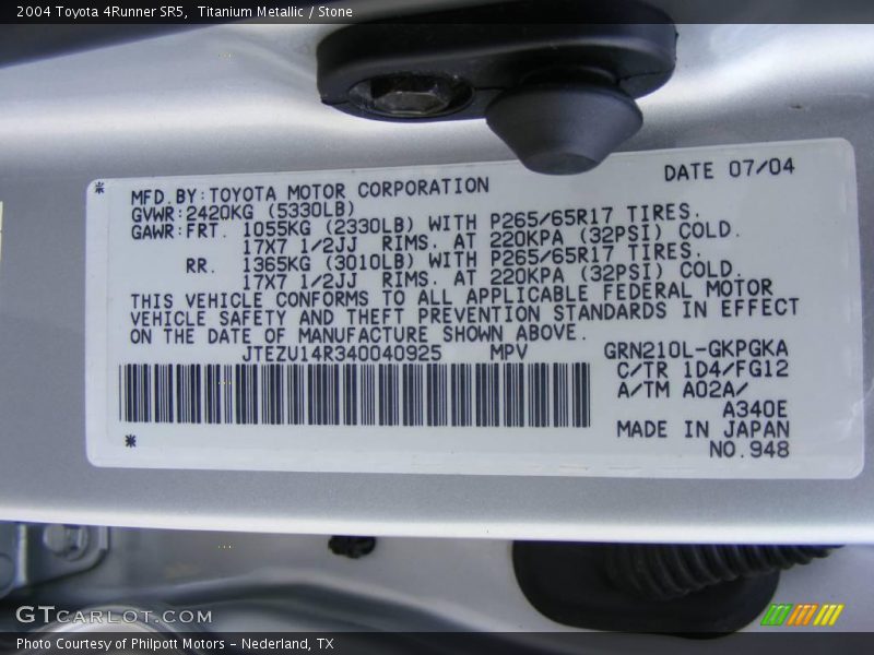 Titanium Metallic / Stone 2004 Toyota 4Runner SR5