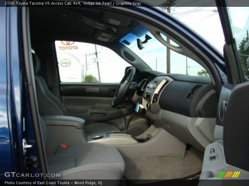 Indigo Ink Pearl / Graphite Gray 2006 Toyota Tacoma V6 Access Cab 4x4