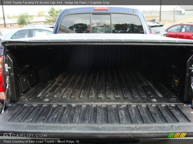 Indigo Ink Pearl / Graphite Gray 2006 Toyota Tacoma V6 Access Cab 4x4
