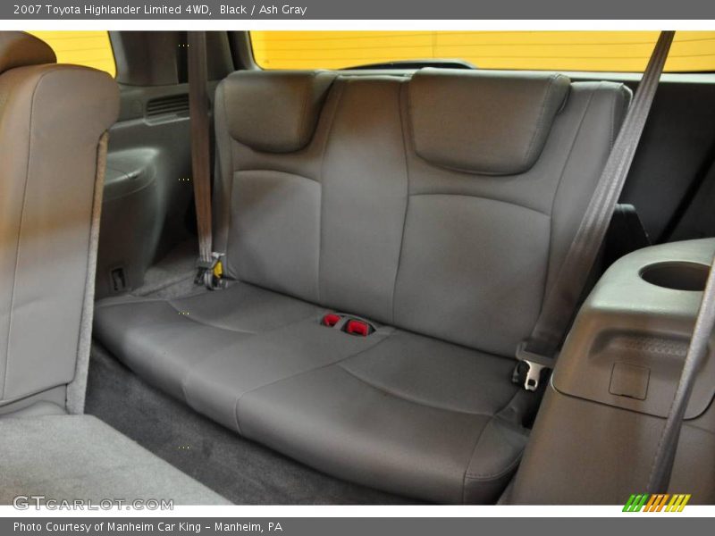 Black / Ash Gray 2007 Toyota Highlander Limited 4WD