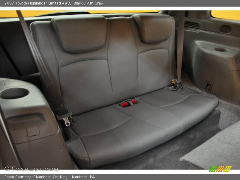 Black / Ash Gray 2007 Toyota Highlander Limited 4WD