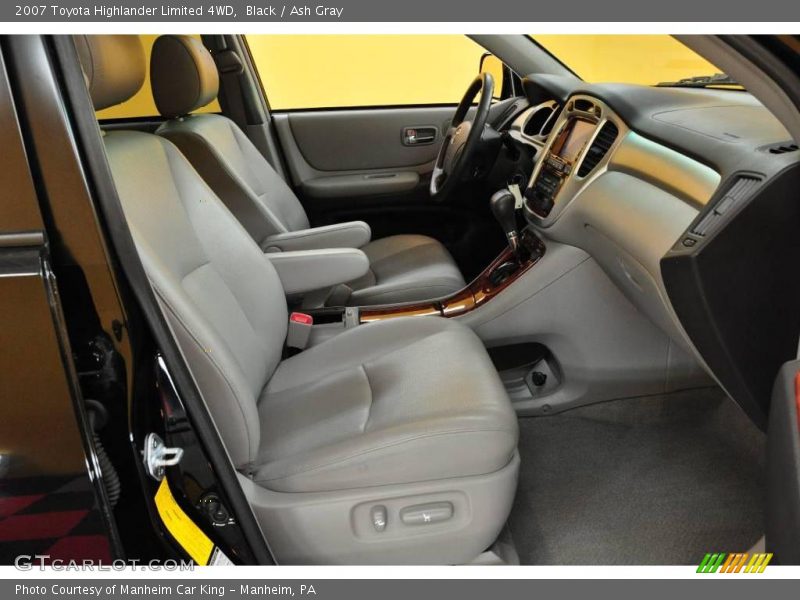 Black / Ash Gray 2007 Toyota Highlander Limited 4WD