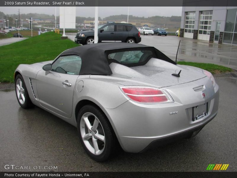 Silver Pearl / Black 2009 Saturn Sky Roadster