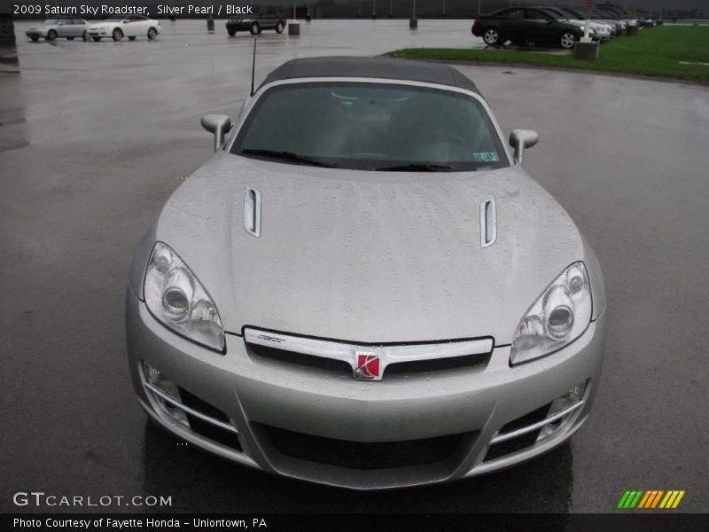 Silver Pearl / Black 2009 Saturn Sky Roadster
