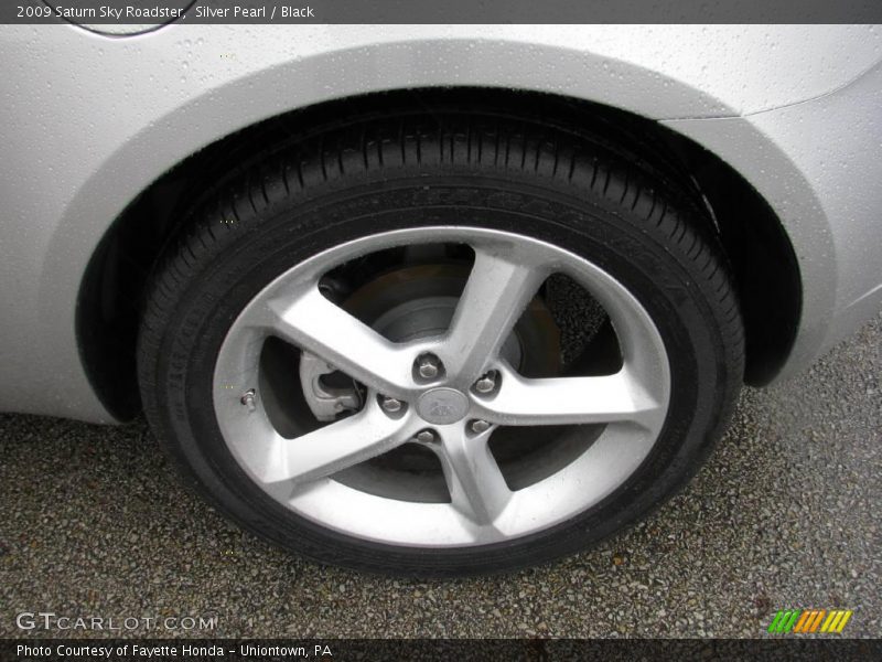 Silver Pearl / Black 2009 Saturn Sky Roadster