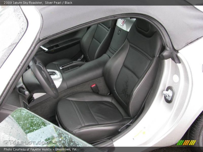 Silver Pearl / Black 2009 Saturn Sky Roadster