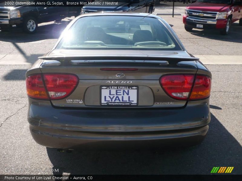 Bronze Mist Metallic / Neutral 2002 Oldsmobile Alero GL Sedan