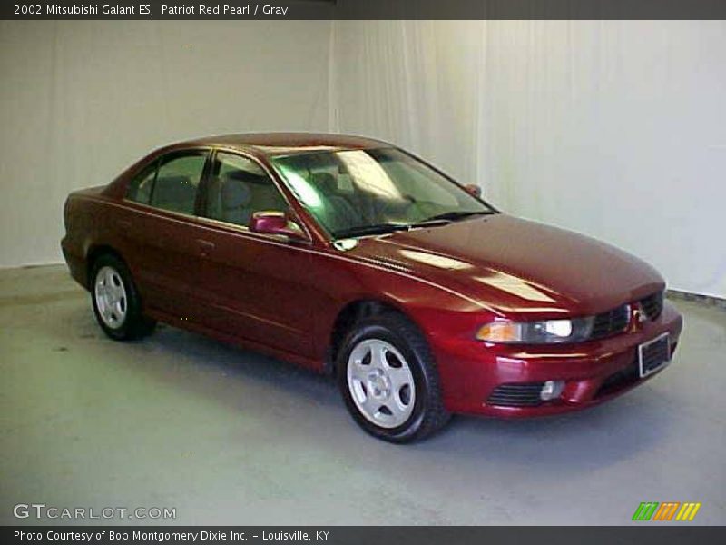 Patriot Red Pearl / Gray 2002 Mitsubishi Galant ES
