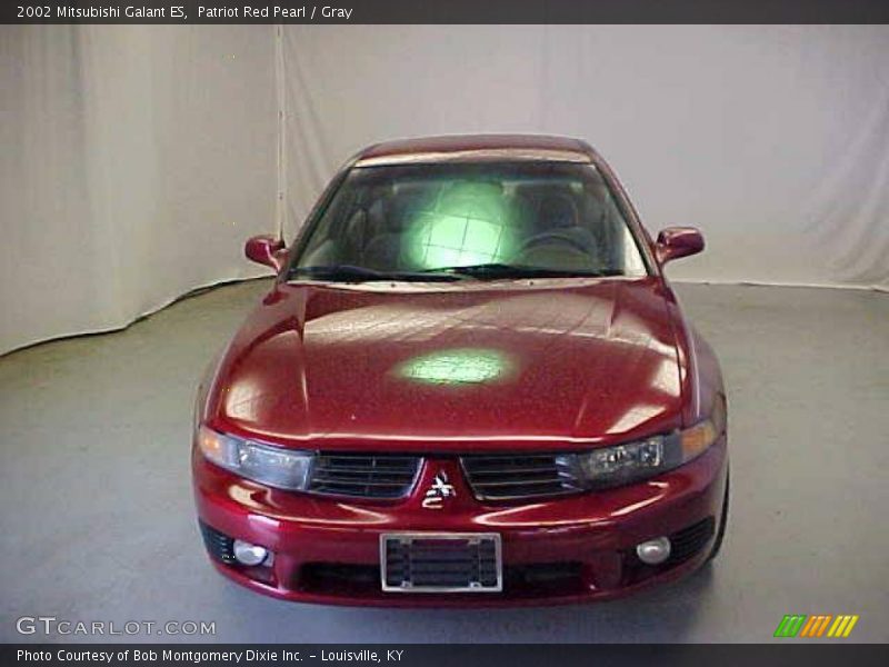 Patriot Red Pearl / Gray 2002 Mitsubishi Galant ES