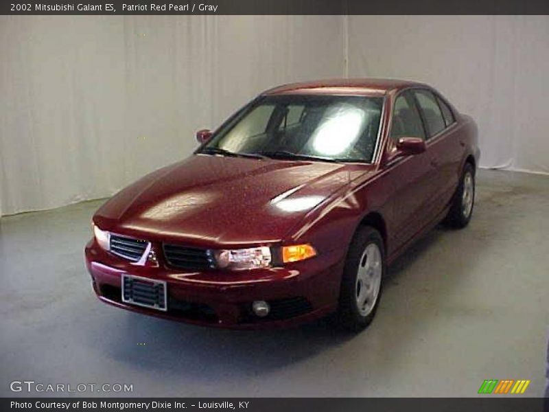 Patriot Red Pearl / Gray 2002 Mitsubishi Galant ES