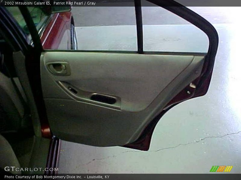Patriot Red Pearl / Gray 2002 Mitsubishi Galant ES
