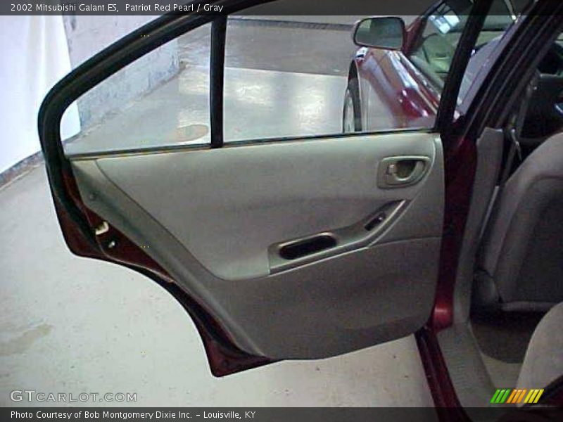 Patriot Red Pearl / Gray 2002 Mitsubishi Galant ES