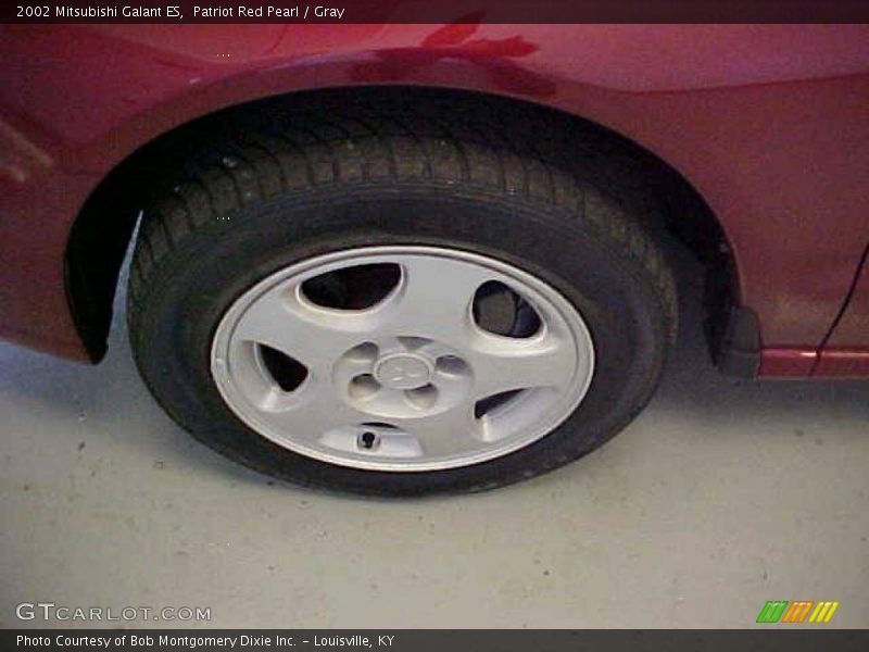 Patriot Red Pearl / Gray 2002 Mitsubishi Galant ES