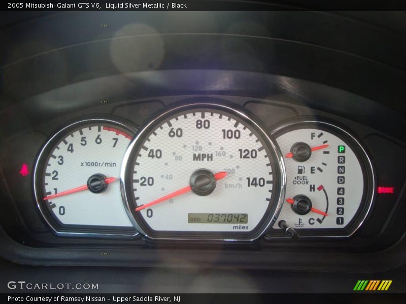 Liquid Silver Metallic / Black 2005 Mitsubishi Galant GTS V6