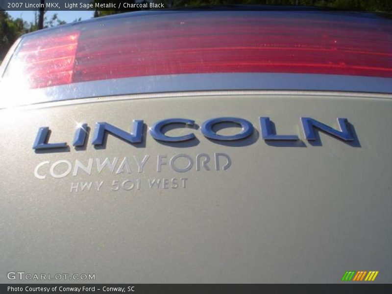 Light Sage Metallic / Charcoal Black 2007 Lincoln MKX