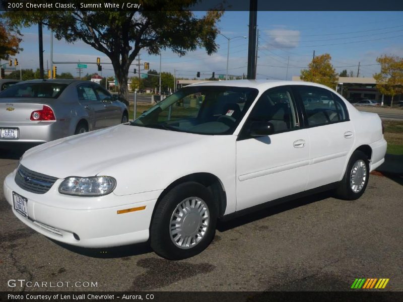 Summit White / Gray 2005 Chevrolet Classic