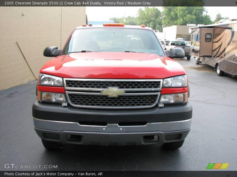 Victory Red / Medium Gray 2005 Chevrolet Silverado 3500 LS Crew Cab 4x4 Dually