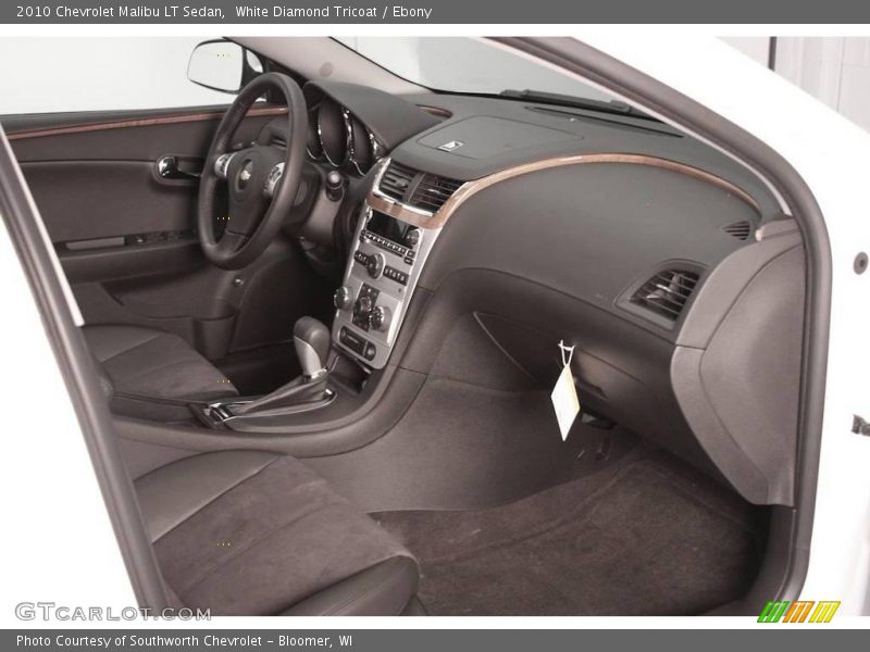 White Diamond Tricoat / Ebony 2010 Chevrolet Malibu LT Sedan