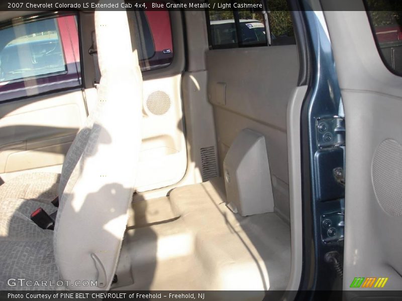 Blue Granite Metallic / Light Cashmere 2007 Chevrolet Colorado LS Extended Cab 4x4