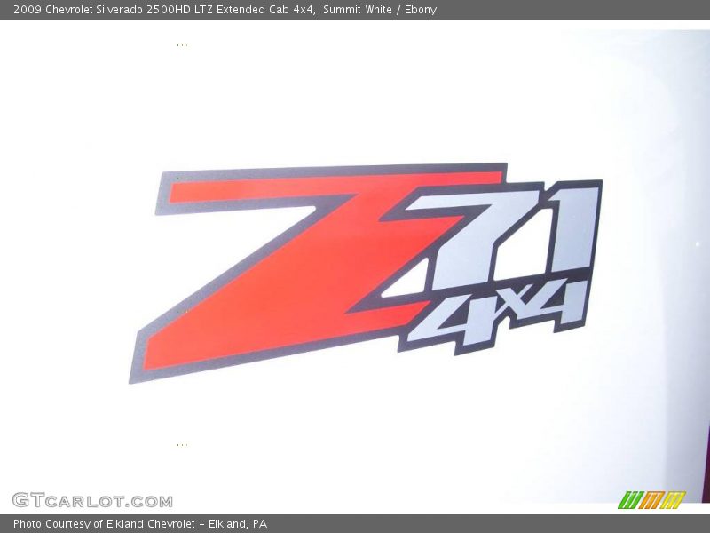 Summit White / Ebony 2009 Chevrolet Silverado 2500HD LTZ Extended Cab 4x4