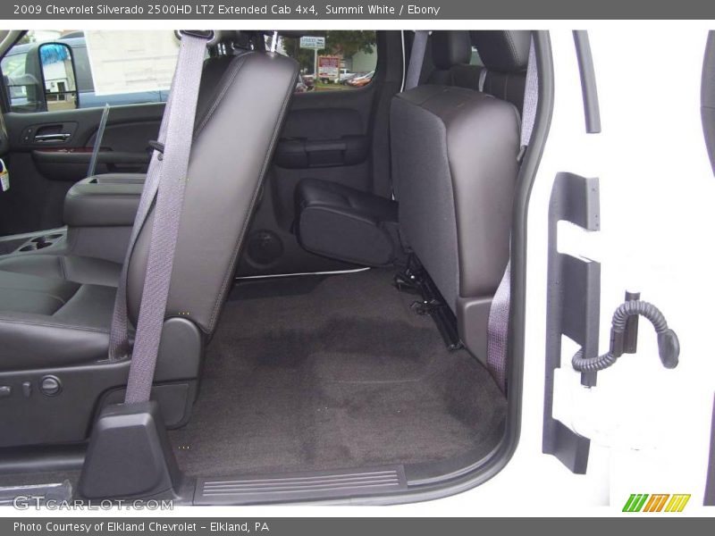 Summit White / Ebony 2009 Chevrolet Silverado 2500HD LTZ Extended Cab 4x4